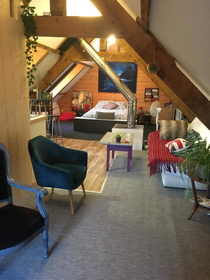 Chez Fred Avec Vue Sur Le Chateau Angles-sur-lʼAnglin Eksteriør bilde