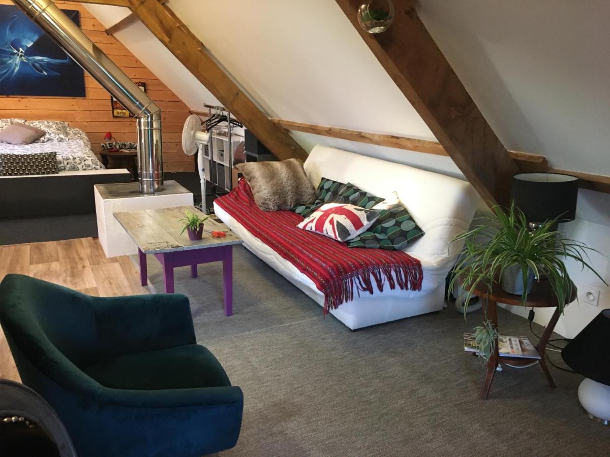 Chez Fred Avec Vue Sur Le Chateau Angles-sur-lʼAnglin Eksteriør bilde